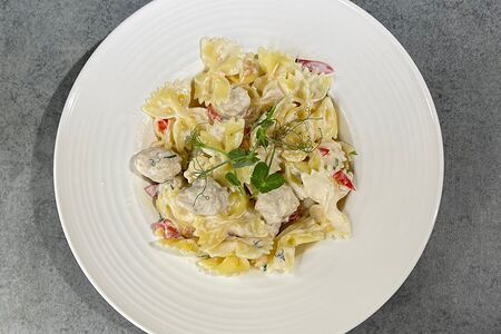 Фарфале с куриными шариками