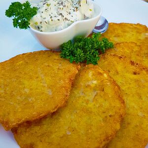 Драники с мачанкой