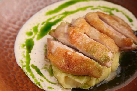 Цыпленок с соусом качо э пепе