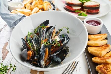 Мидии в соусе Блю чиз