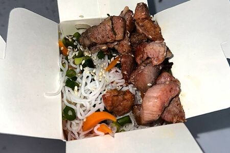 Фунчоза со свининой