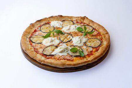 Пицца классическая Пармиджана