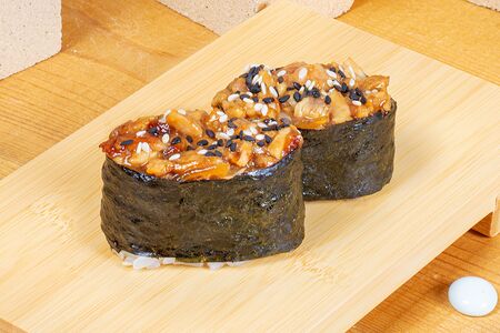 New гунканы с угрем и соусом унаги