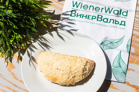 Сочень с вареной сгущенкой