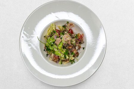 Теплый салат с беконом