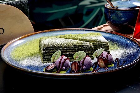 Green медовик с черничным компоте