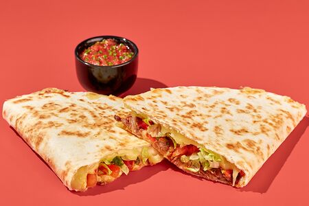 Кесадилья с курицей