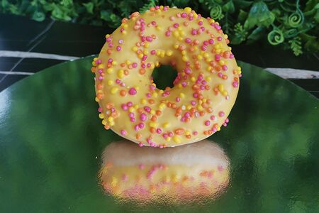 Донат Манго