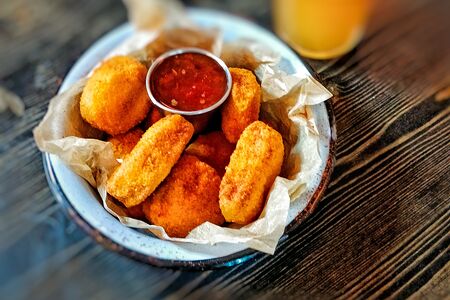 Куриные наггетсы