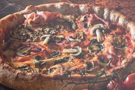 Пицца Прошутто фунги