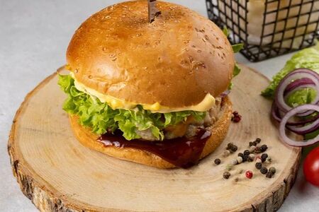 Бургер куриный