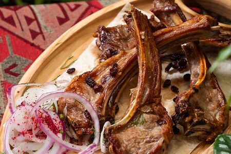 Ягненок на мангале