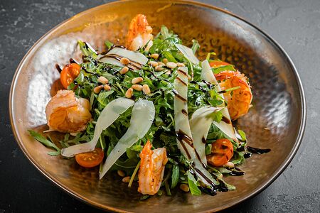 Руккола с креветками