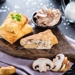 Блинчики с курицей и грибами