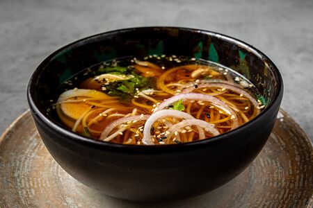 Куриный суп в азиатском стиле