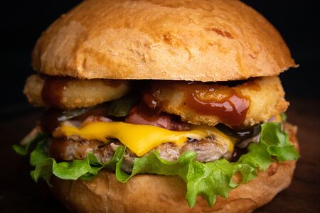 Роял бургер