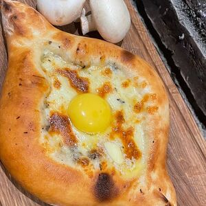 Хачапури по-Аджарски с грибами