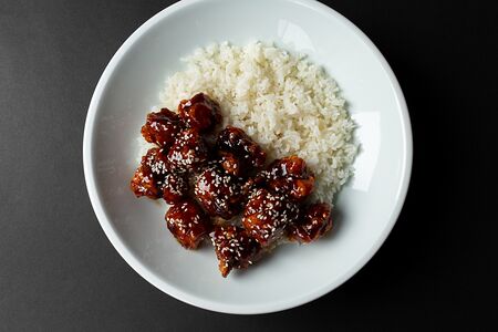 Курица Kowloon с паровым рисом