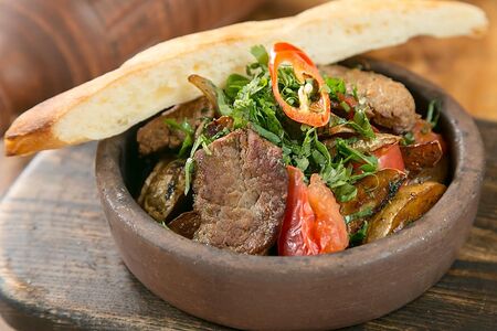 Оджахури из телятины на кеци