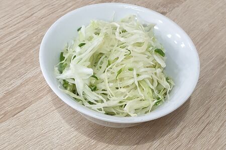 Салат из капусты и огурца