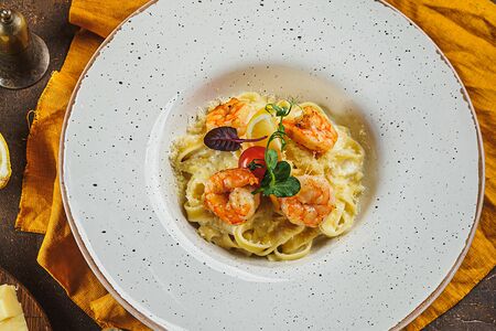 Тальятелле с тигровыми креветками