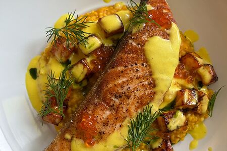 Лосось томлёный с пшеном и тыквой