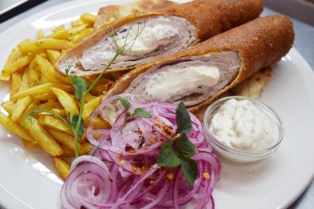 Караджоржева и картофель фри