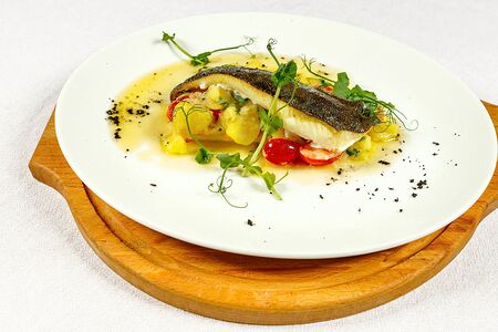 Камбала со сливочным картофелем
