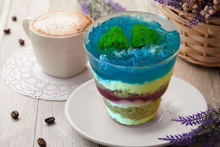 Вегетарианский трайфл Фисташка-малина Острова