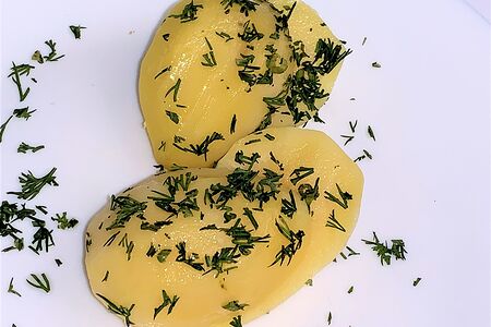 Картофель отварной с зеленью