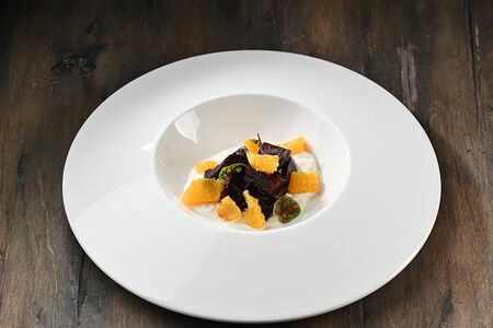 Страчателла с карамелизованной свеклой