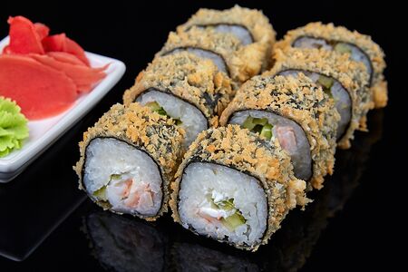 Жареный с креветкой