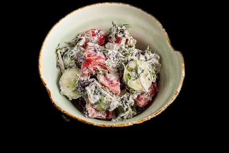 Овощной салат со сметаной