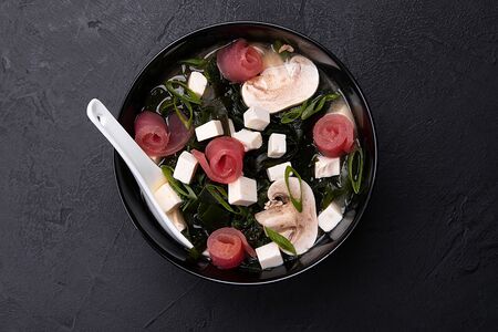 Суп Мисо Магуро