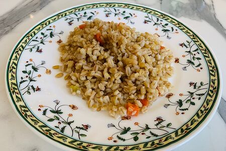 Перловка с овощами