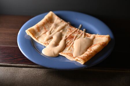 Блин со сгущенным молоком