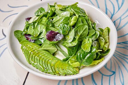 Зеленый салат