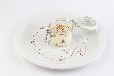 Тирамису с брусникой