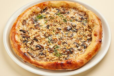 Пицца с цыпленком и грибами