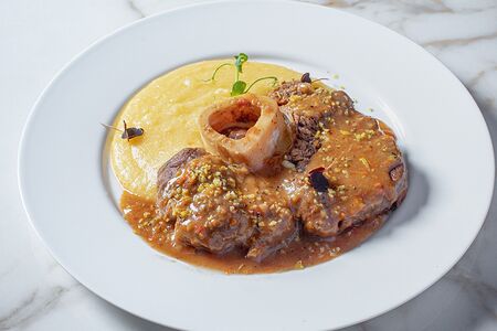 Оссобуко из телятины с палентой