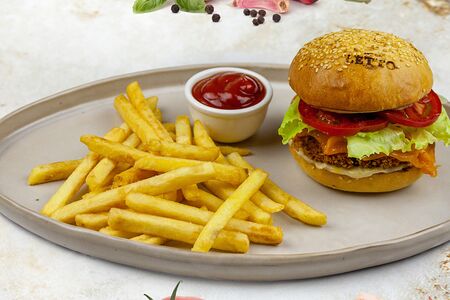 Бургер с хрустящей курочкой