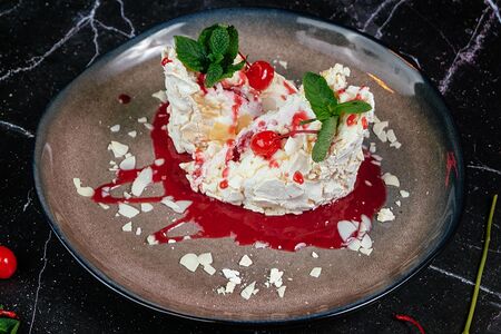 Меренговый рулет