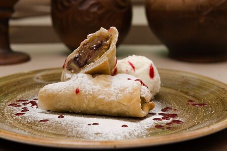 Штрудель яблочный