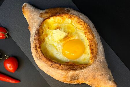 Хачапури по-аджарски