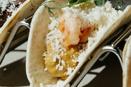 Тако с креветкой