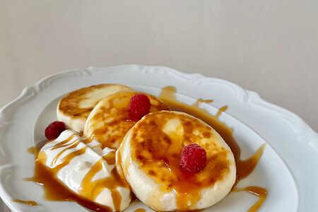 Сырники с карамелью