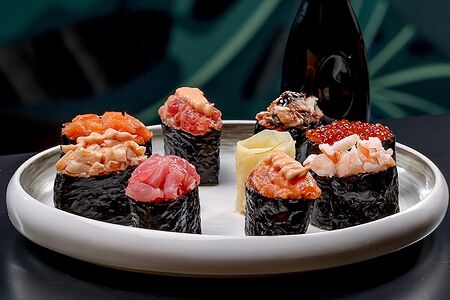 Гункан с тунцом