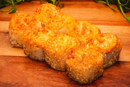 Ролл Тидзу лосось Hot