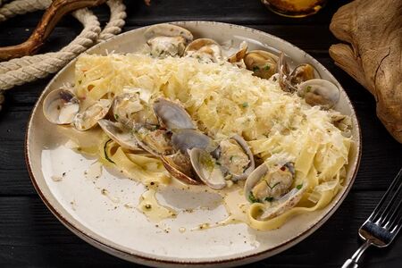 Паста с вонголе