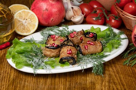 Баклажанные рулетики